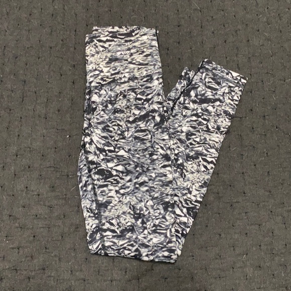 Lululemon Leggings - Picture 1 of 2